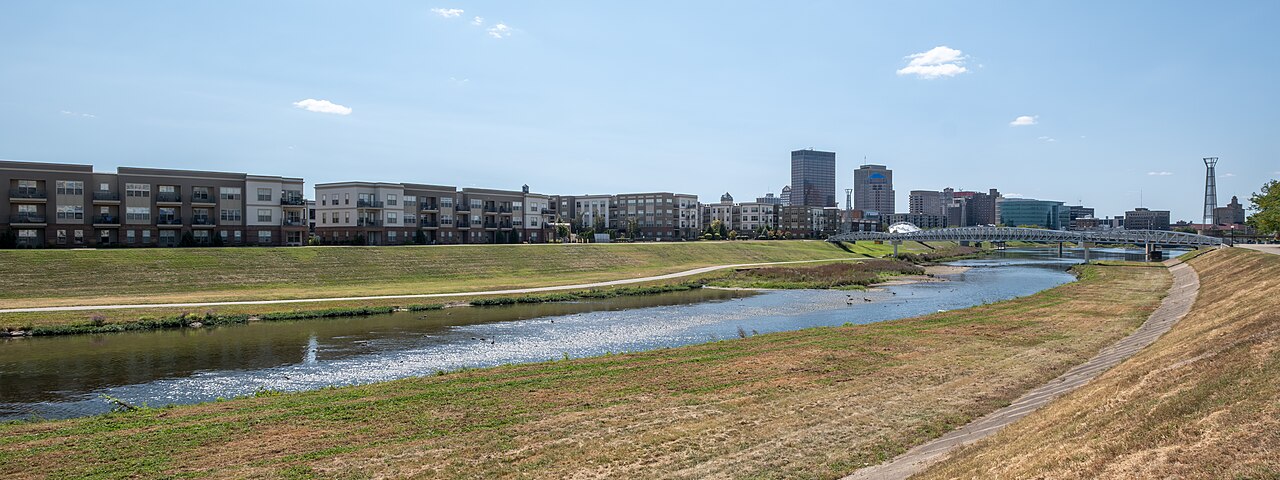 Mad River with apartment buildings, Dayton, Ohio, 2025-09-08 (0482)